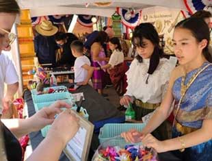CelebrAsian booth