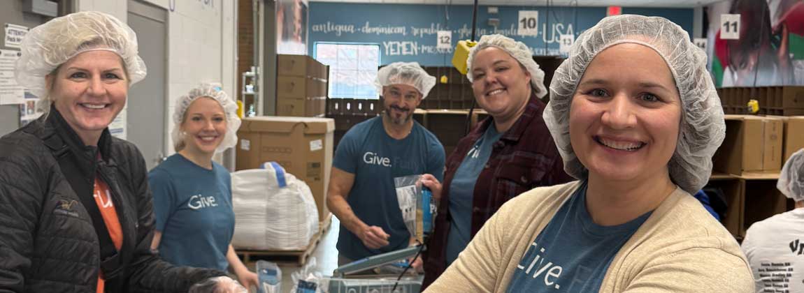group of people volunteering