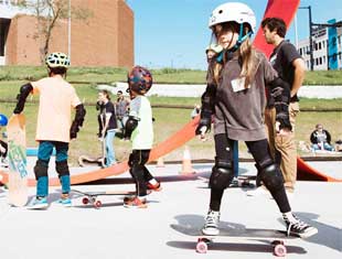 children skateboarding