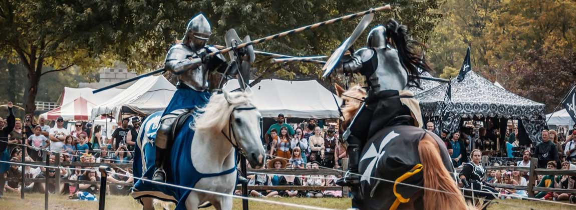 two knights jousting