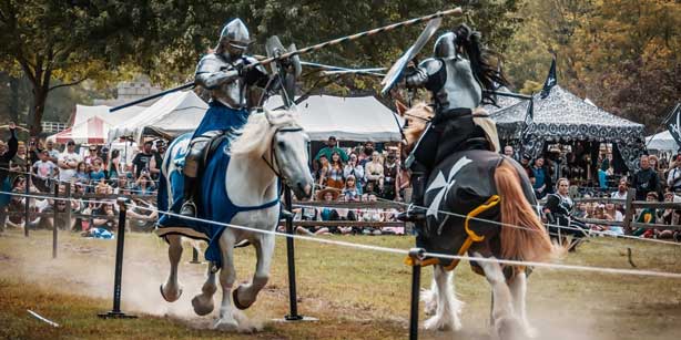 two knights jousting